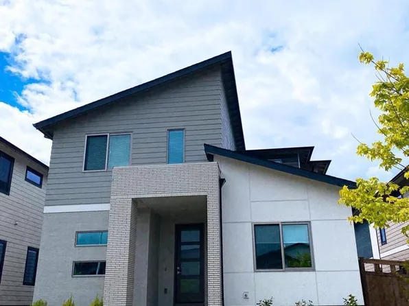 16663 SE Pleasant Valley Pkwy, Happy Valley, OR 97086