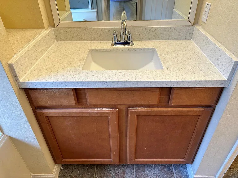 2601 Easton Springs Ct — Photo 20