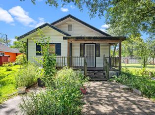 105 Graham St, Baytown, TX 77520