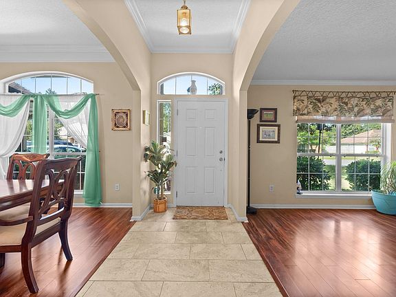 3rd image of 1599 Timber Trace Dr
