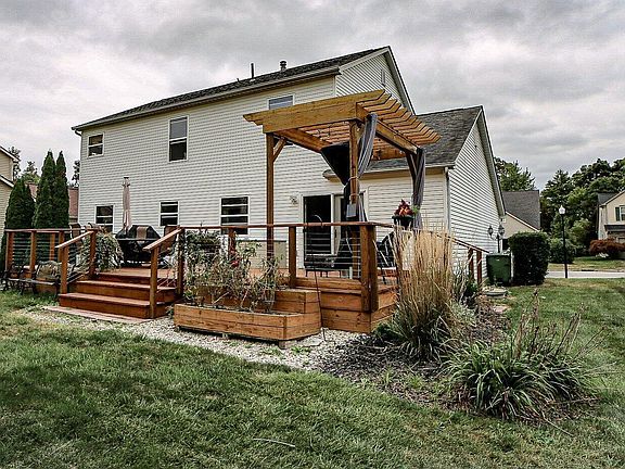 4th image of 460 Mill Wood Blvd