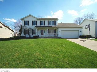 174 Countryside Dr, Medina, OH