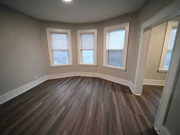278 Cypress St #2, Brookline, MA 02445