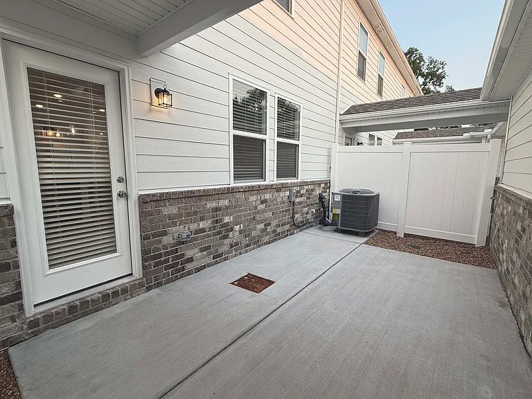 2900 Suzanne Landon Dr #D3 — Photo 8
