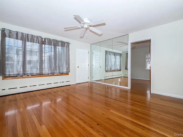10 Pell Pl — Photo 6