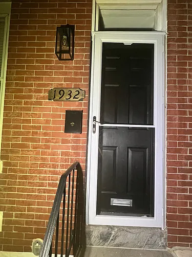 1932 Hope St Photo 1