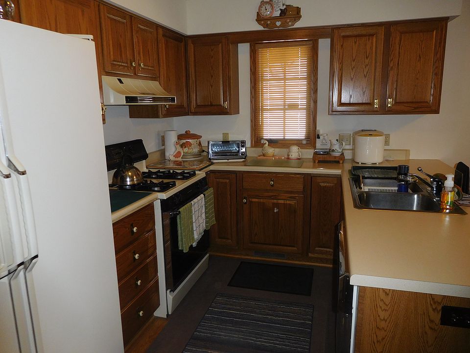 2401 Lakeshore Dr, Kansasville, WI 53139 Zillow