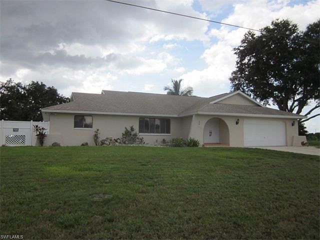 1st image of 300 NW 13th Ave