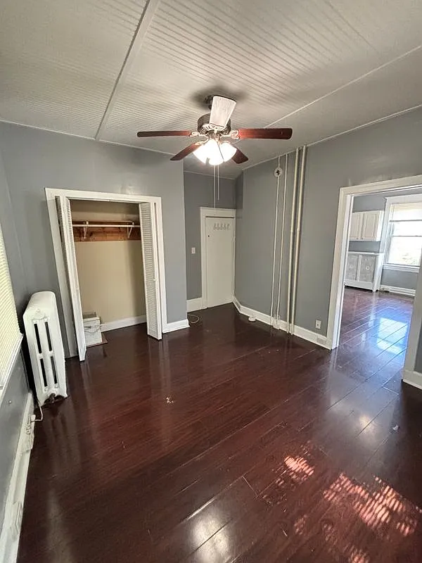 1 bed, 1.0 bath, 2106 sqft, $1,250 — Photo 2