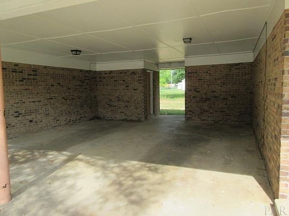 5th image of 8640 Rose Ave #A & B
