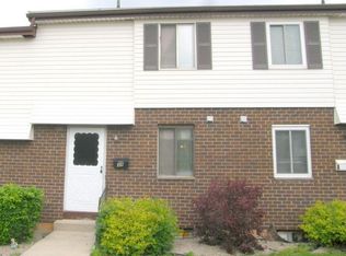 39 Fox Ct, Rochester, NY 14606