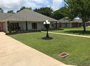 6714 Sun Meadow Ln, Lake Charles, LA 70605