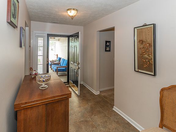4th image of 5476 Lacosta Ln