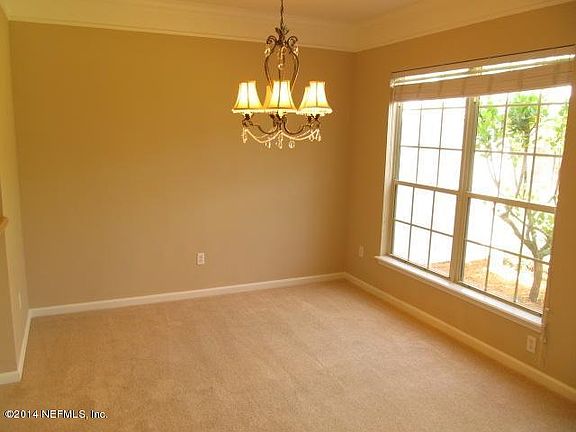 3rd image of 11227 Castlemain Cir N