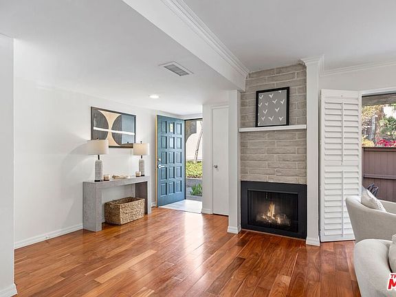 4th image of 11260 Overland Ave APT 4D