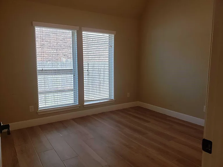 5927 Bristol Path Ln — Photo 19