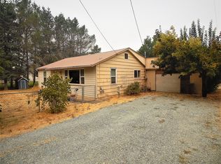 3341 Glenbrook Loop Rd, Riddle, OR 97469