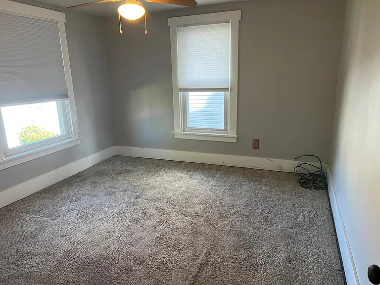 616 Peebles St — Photo 15