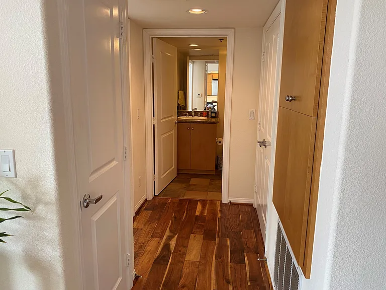 hallway to 2nd bedroom and bathroom