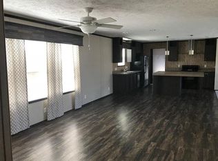 24511 Edwin Dr, Flat Rock, MI 48134