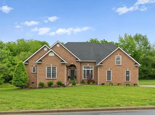 2988 Oak Glen Ln, Clarksville, TN 37043