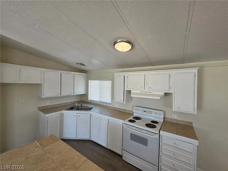 3590 Borax Ave — Photo 28