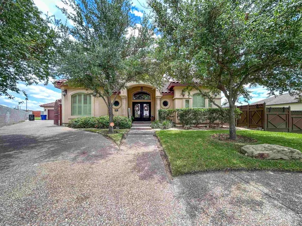 3833 Crestwind, Laredo, TX 78045