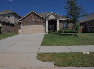 9098 Nina Rd, Conroe, TX 77304