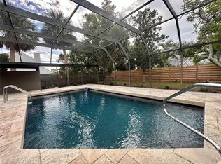 1809 Buccaneer Ter, Sarasota, FL 34231