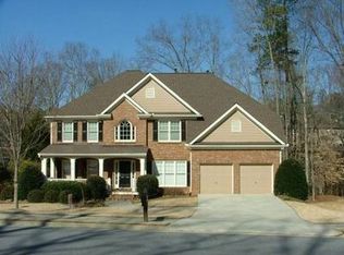 5922 Thunder Woods Trl, Buford, GA 30518
