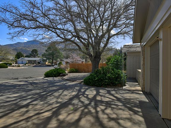 3rd image of 3425 Tahoe St NE