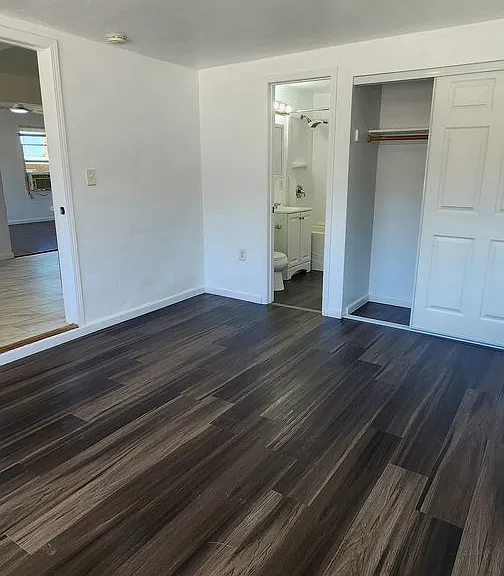 5904 Thorn St — Photo 11