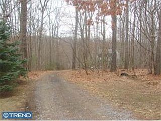 2nd image of 30 Hidden Acres Ln