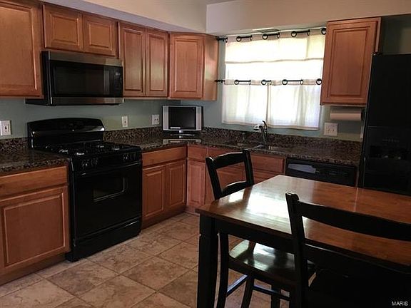 3rd image of 3955 Flagstone Ct
