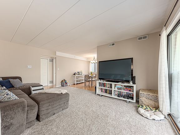 3rd image of 6335 175th St APT 2N