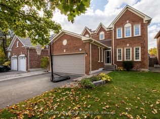 48 Eagleridge Dr, Brampton, ON L6R 1E9