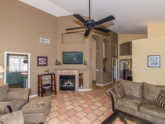 5th image of 2421 E Silverwood Dr