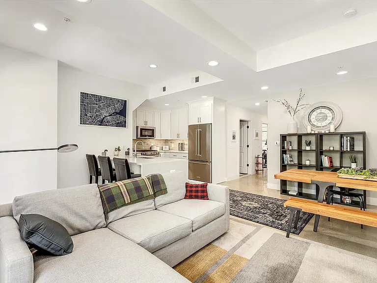 262 Mack Ave #1 — Photo 10