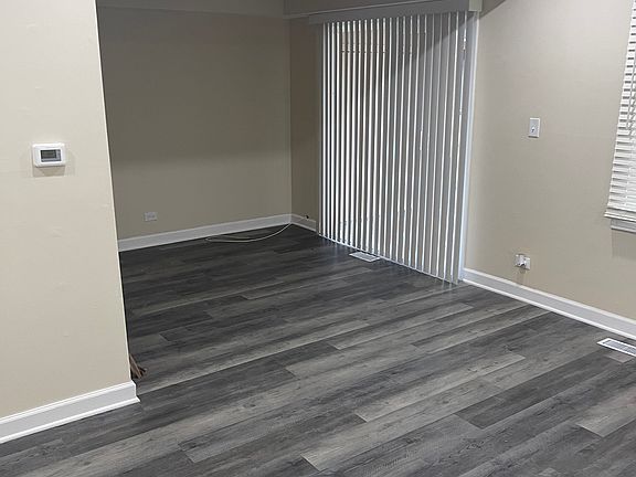3rd image of 780 Sunset Ct