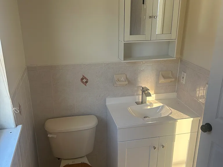49 Lincoln Ave #2 — Photo 13