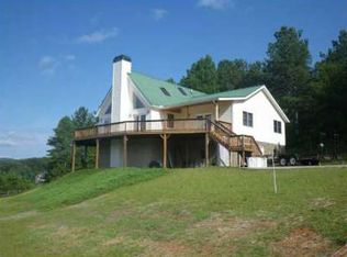 45 Fox Hunter Ln, Cleveland, GA 30528