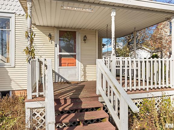 2nd image of 205 E 2nd Ave
