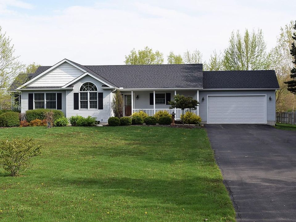 1st image of 13900 Buxton Dr