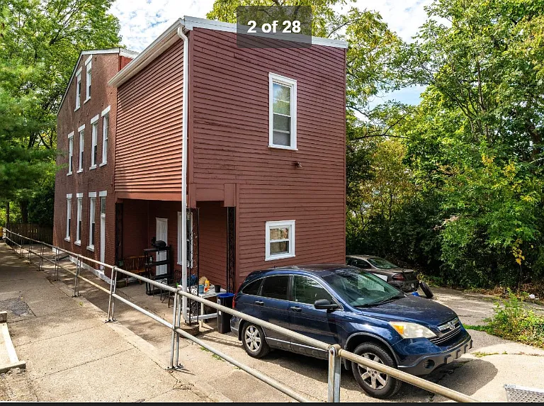 326 Emming St — Photo 15