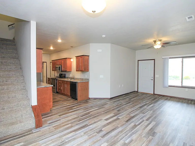 Tanner Court Estates -3 bed units townhouses in Tea, SD! — Photo 51