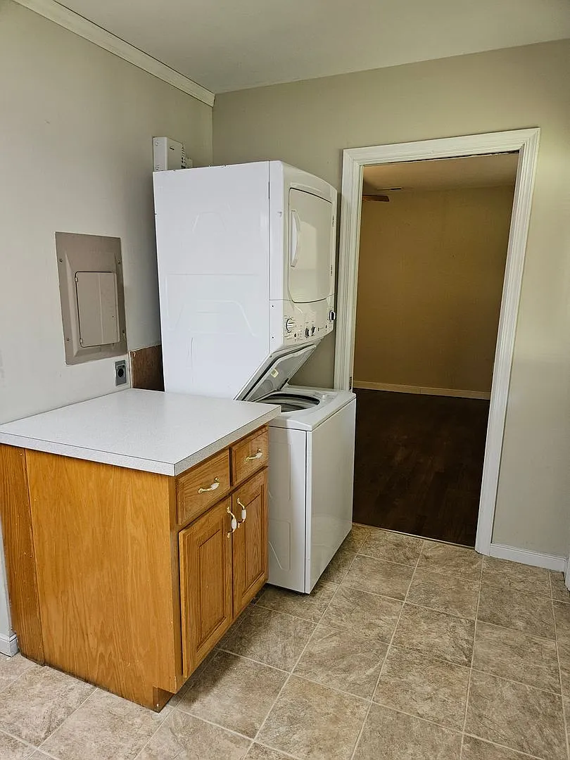 Charming Brick Rancher on Massive Lot Move-In Ready! — Photo 4