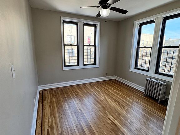 4th image of 754 Brady Ave APT 602