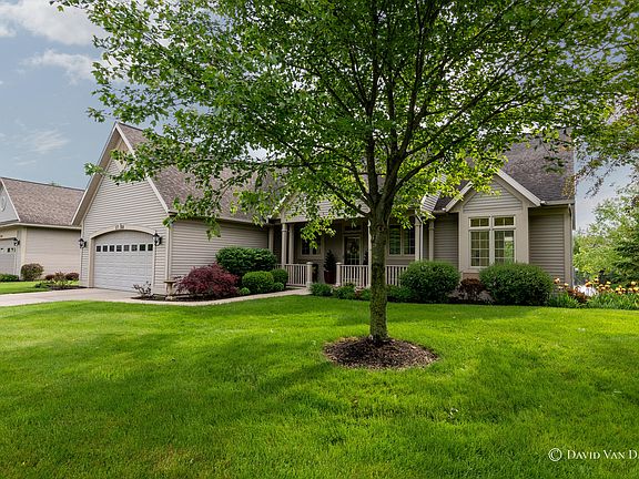2nd image of 1750 Oakleigh Woods Dr NW #39