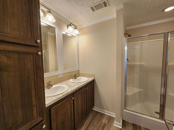 5th image of 316 Eland Dr #316