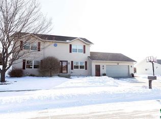 430 15th St SW, Le Mars, IA 51031